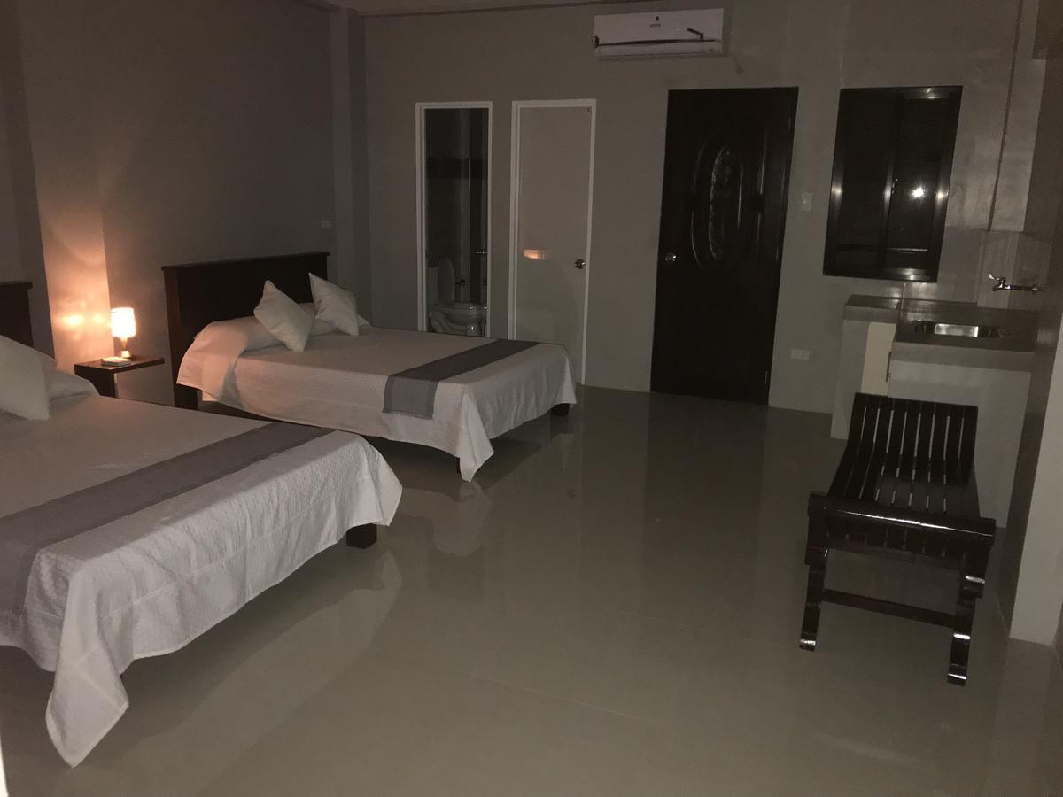 RedDoorz El Senor Jesus Apartelle Vigan Ilocos Hotel Exterior foto