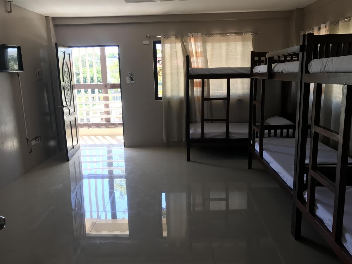 RedDoorz El Senor Jesus Apartelle Vigan Ilocos Hotel Exterior foto
